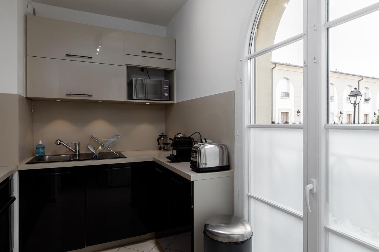 Apartment 2 Bedroomed Near Disneyland Paris With Garden Parking At Serris Exterior foto